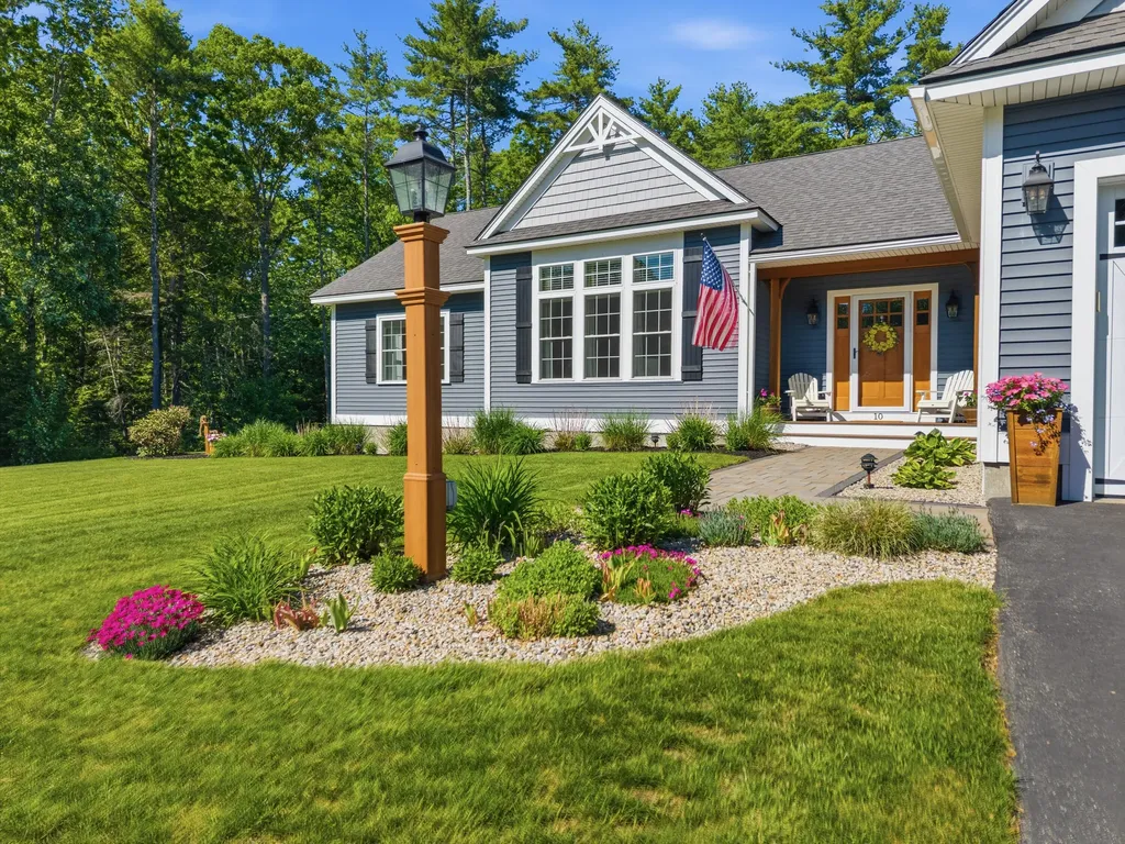 10 Bartlett Drive Arundel ME 04046