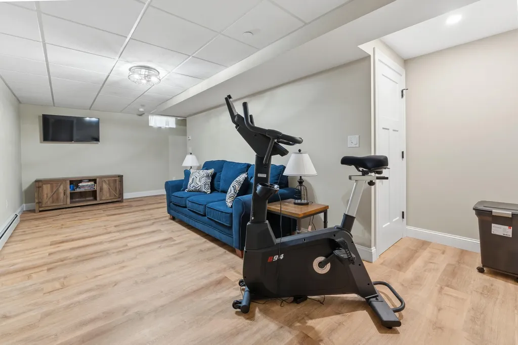10 Bartlett Drive Arundel ME 04046