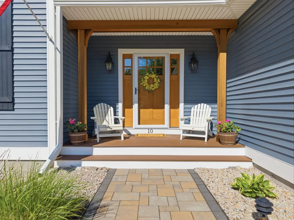 10 Bartlett Drive Arundel ME 04046