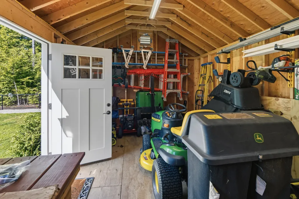 10 Bartlett Drive Arundel ME 04046