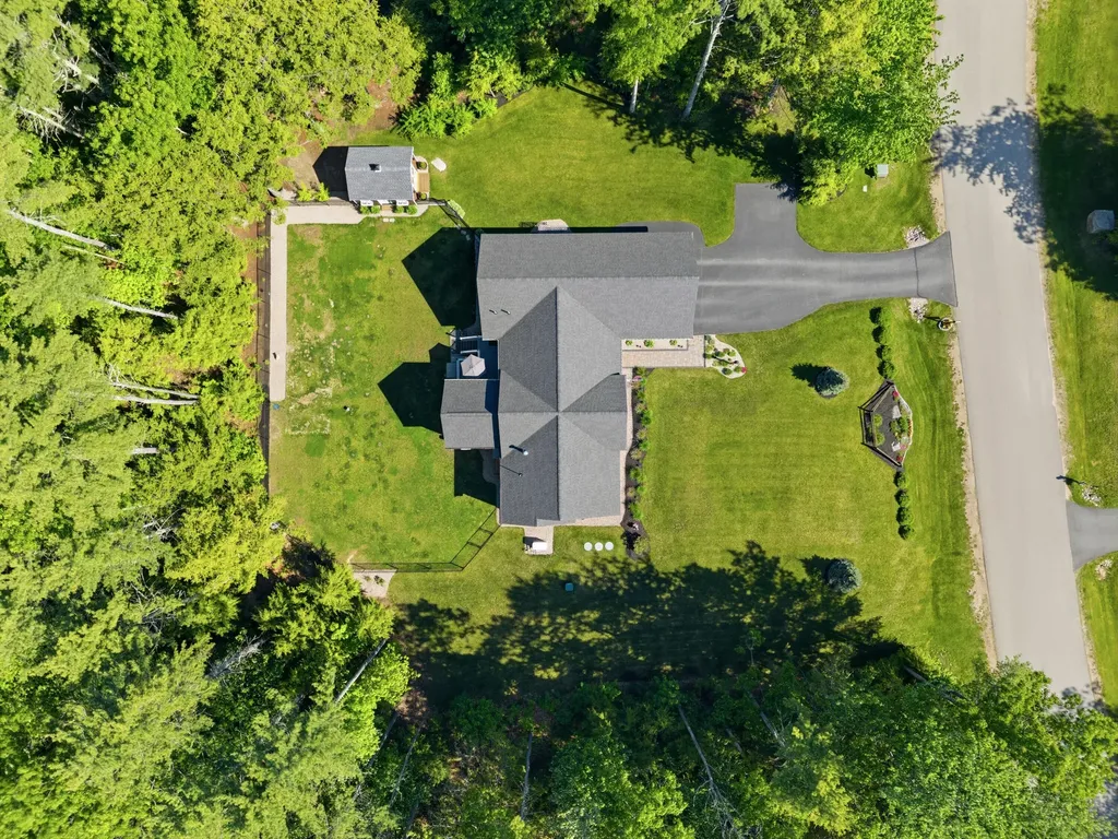 10 Bartlett Drive Arundel ME 04046