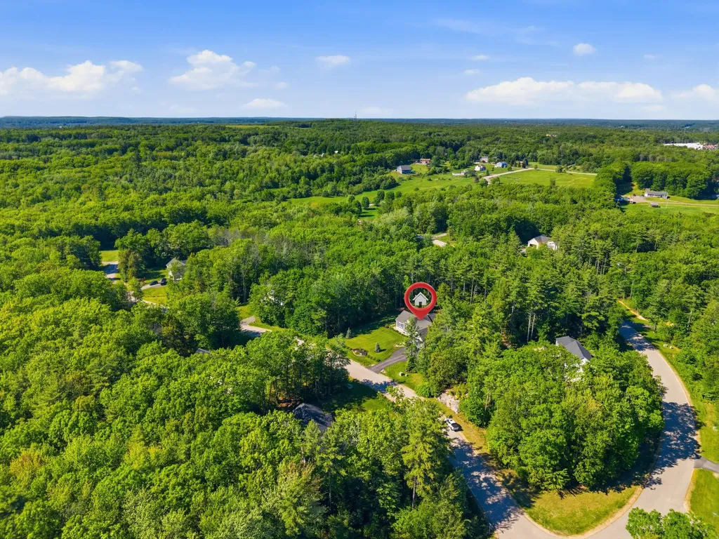 10 Bartlett Drive Arundel ME 04046