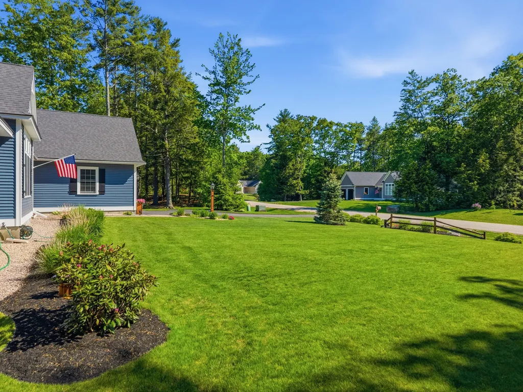 10 Bartlett Drive Arundel ME 04046
