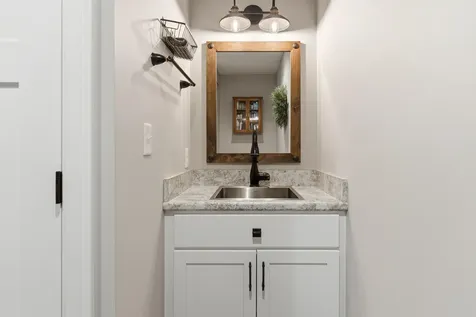 10 Bartlett Drive Arundel ME 04046