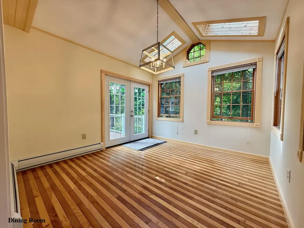 5 Greenfield Avenue Bangor ME 04401