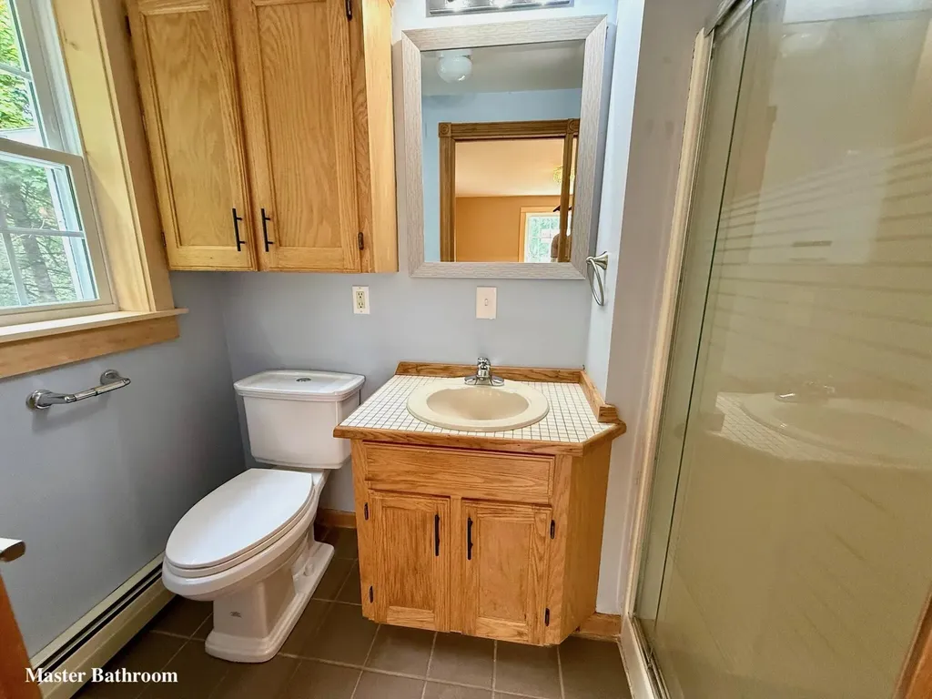 5 Greenfield Avenue Bangor ME 04401
