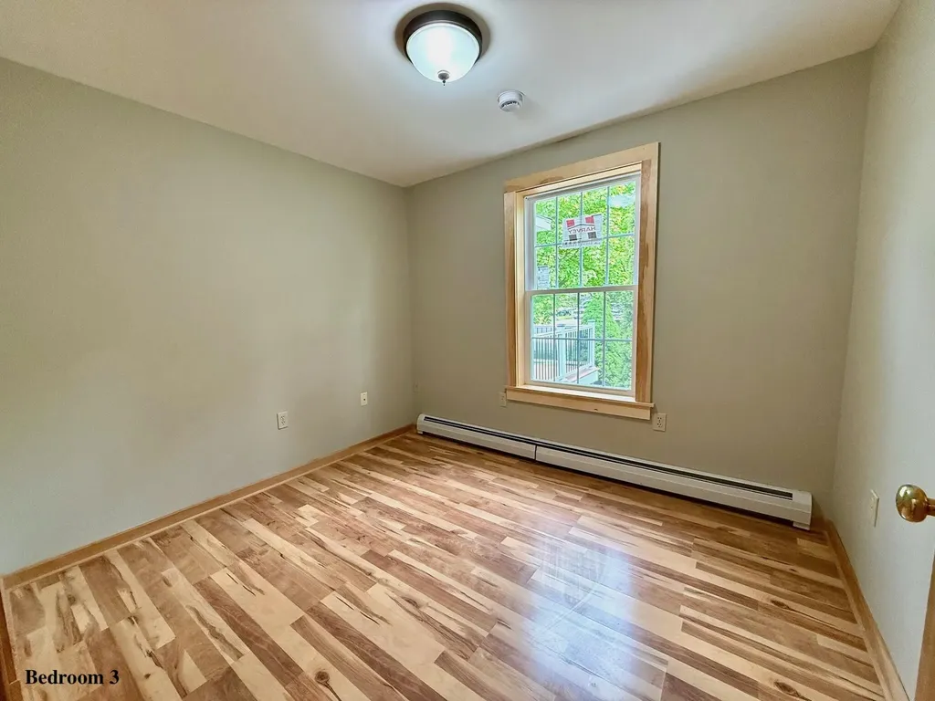5 Greenfield Avenue Bangor ME 04401