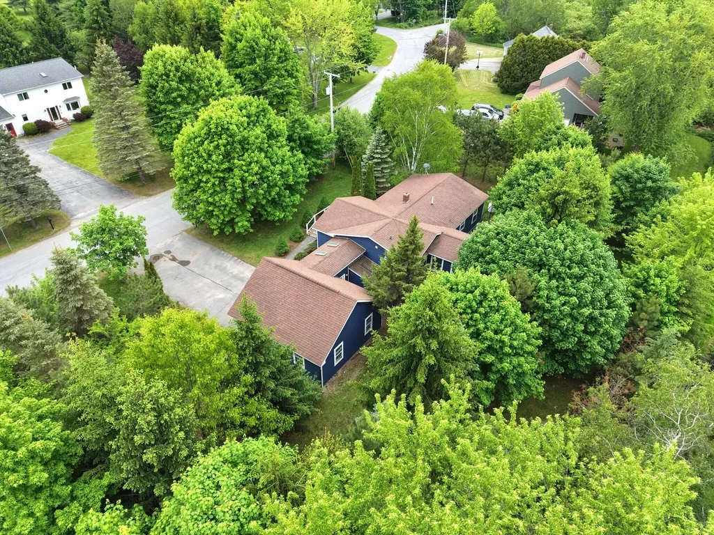 5 Greenfield Avenue Bangor ME 04401