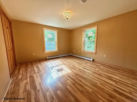 5 Greenfield Avenue Bangor ME 04401