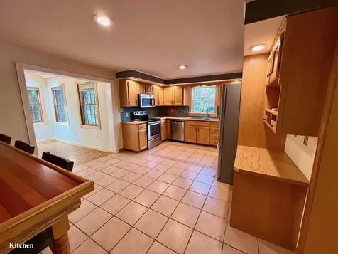 5 Greenfield Avenue Bangor ME 04401