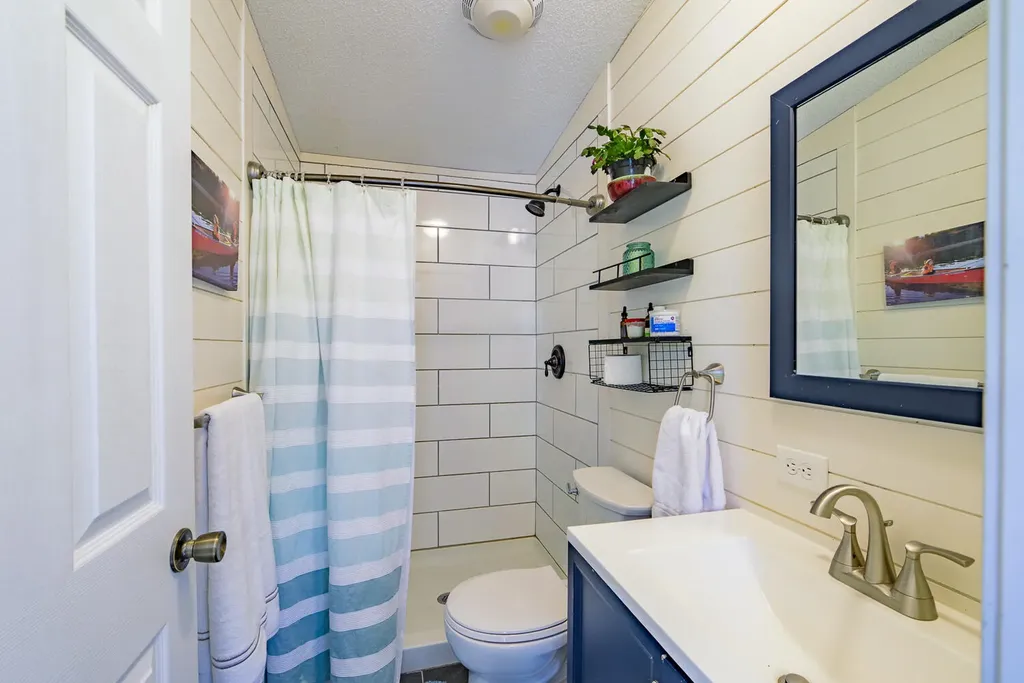56 Ulmer Street Rockland ME 04841