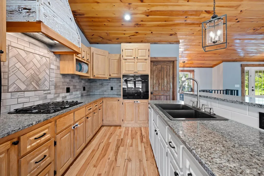598 Cook Road Carmel ME 04419