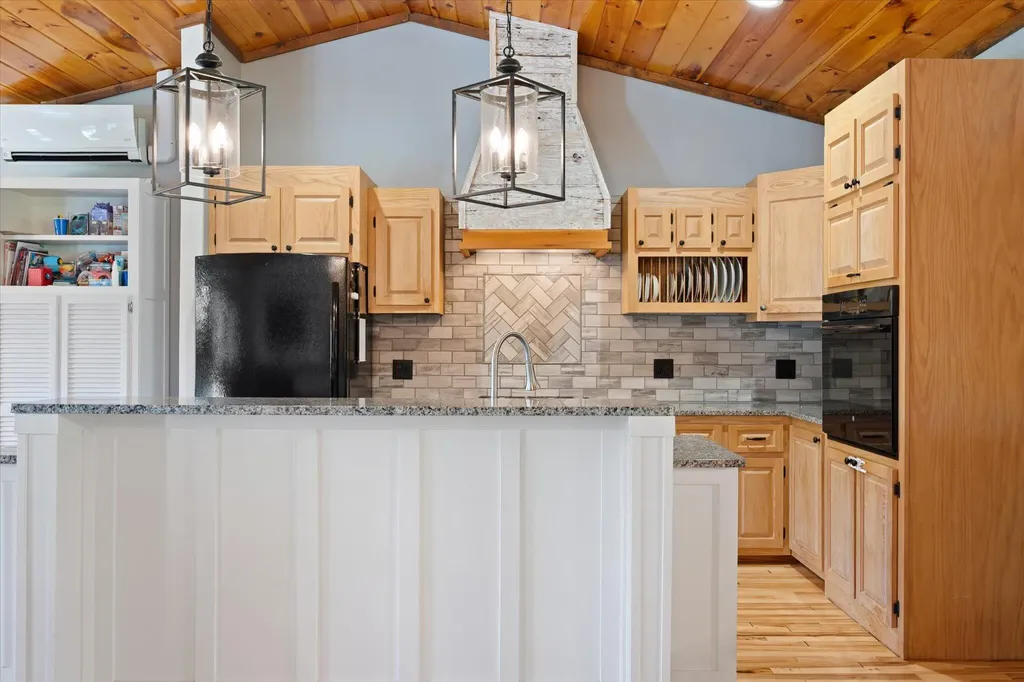 598 Cook Road Carmel ME 04419