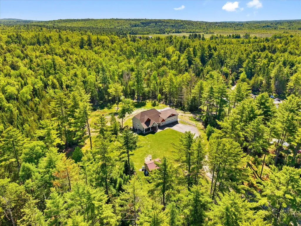598 Cook Road Carmel ME 04419