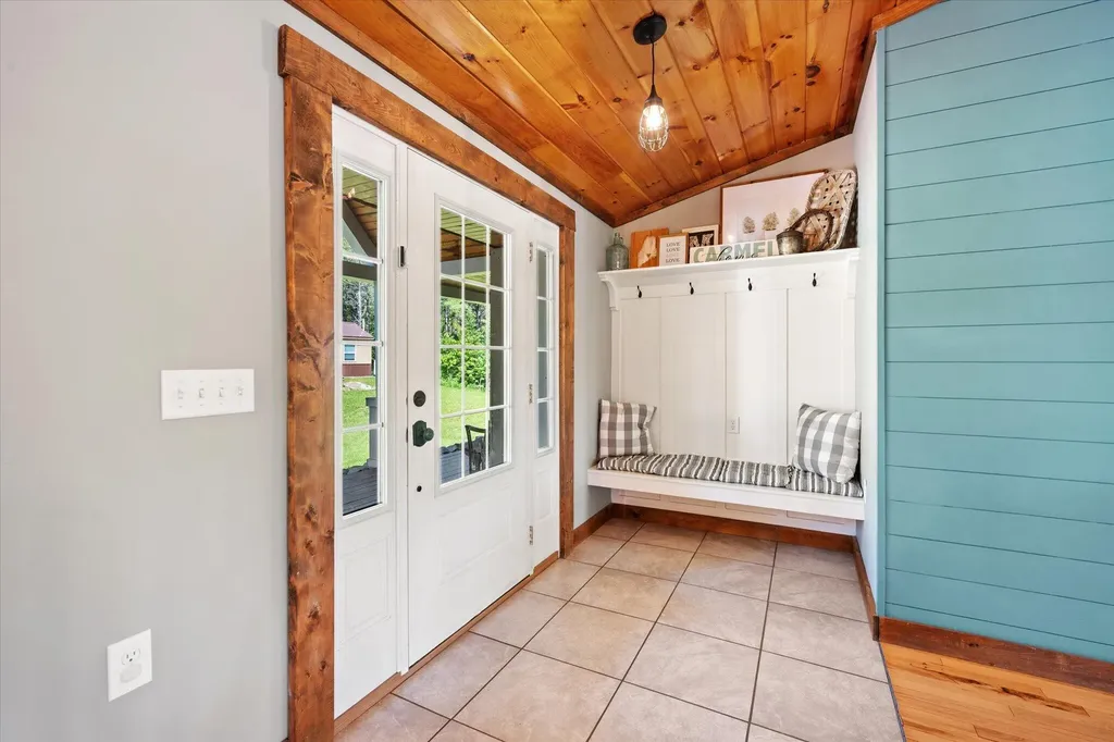 598 Cook Road Carmel ME 04419