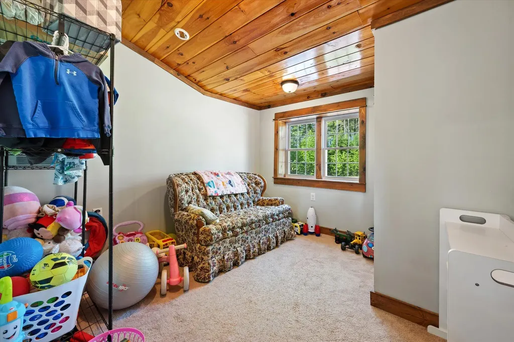 598 Cook Road Carmel ME 04419