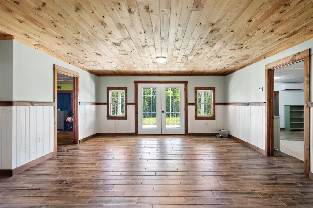 598 Cook Road Carmel ME 04419