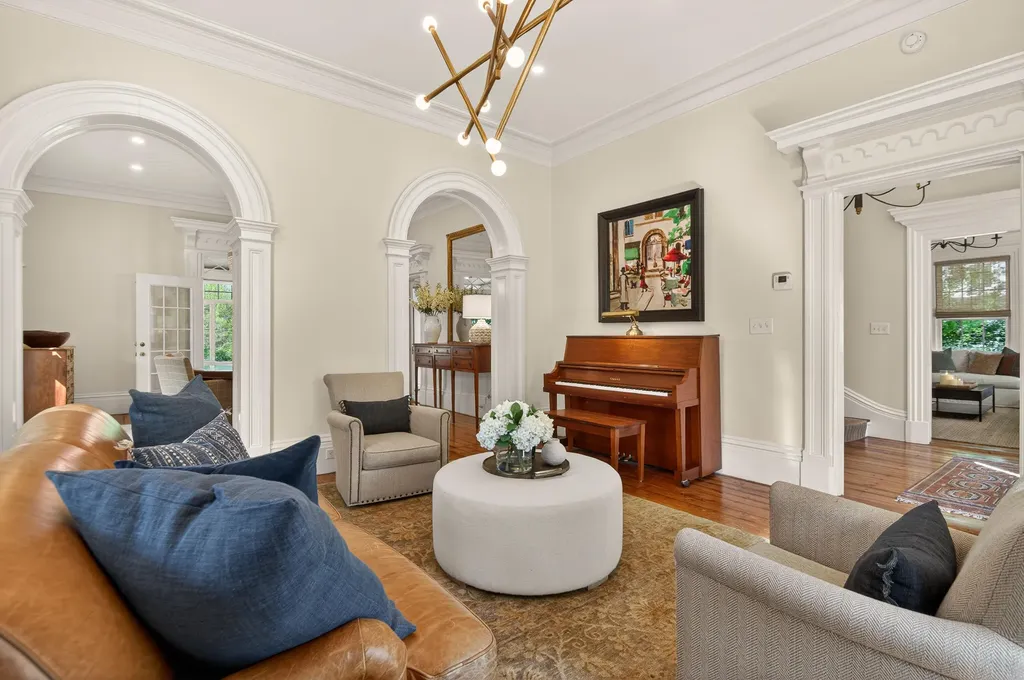 32 Summer Street Kennebunk ME 04043