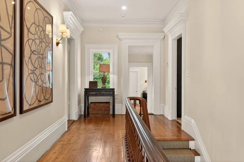 32 Summer Street Kennebunk ME 04043