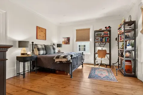 32 Summer Street Kennebunk ME 04043