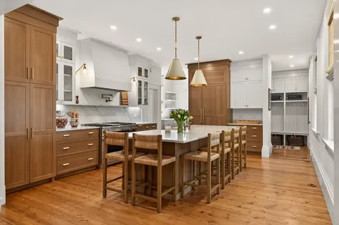 32 Summer Street Kennebunk ME 04043