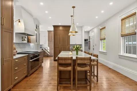 32 Summer Street Kennebunk ME 04043