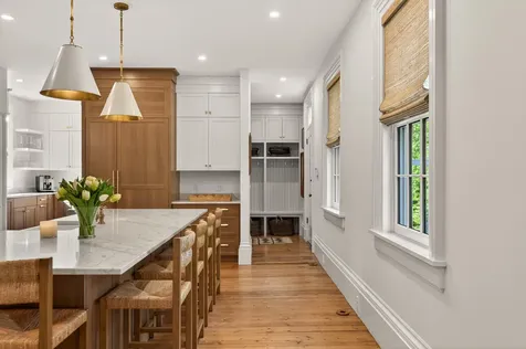 32 Summer Street Kennebunk ME 04043