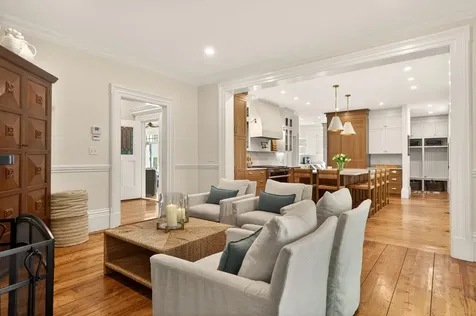 32 Summer Street Kennebunk ME 04043