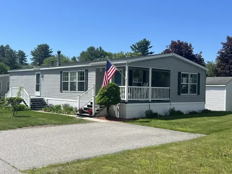 20 Town And Country Drive Lisbon ME 04250