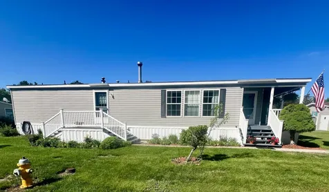 20 Town And Country Drive Lisbon ME 04250