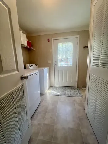 20 Town And Country Drive Lisbon ME 04250