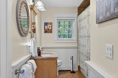 38 West Island Way Edgecomb ME 04556