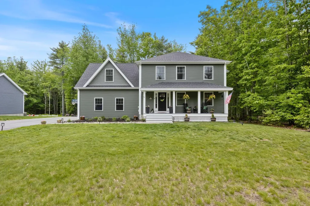 25 Leonards Way Windham ME 04062