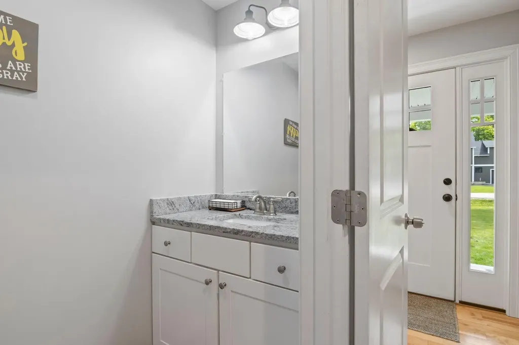 25 Leonards Way Windham ME 04062