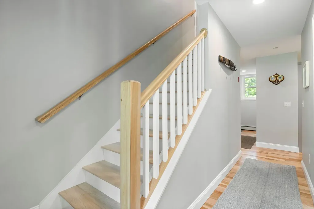 25 Leonards Way Windham ME 04062