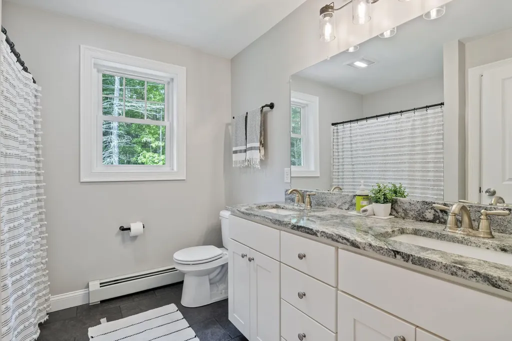 25 Leonards Way Windham ME 04062