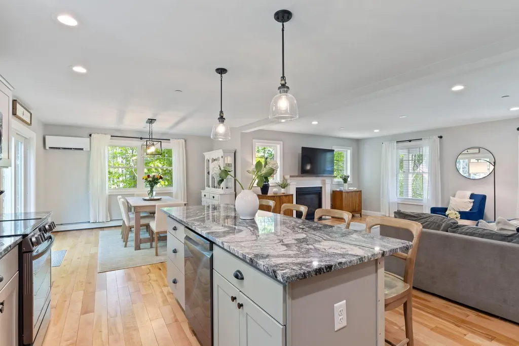 25 Leonards Way Windham ME 04062