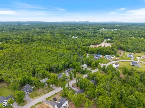 25 Leonards Way Windham ME 04062