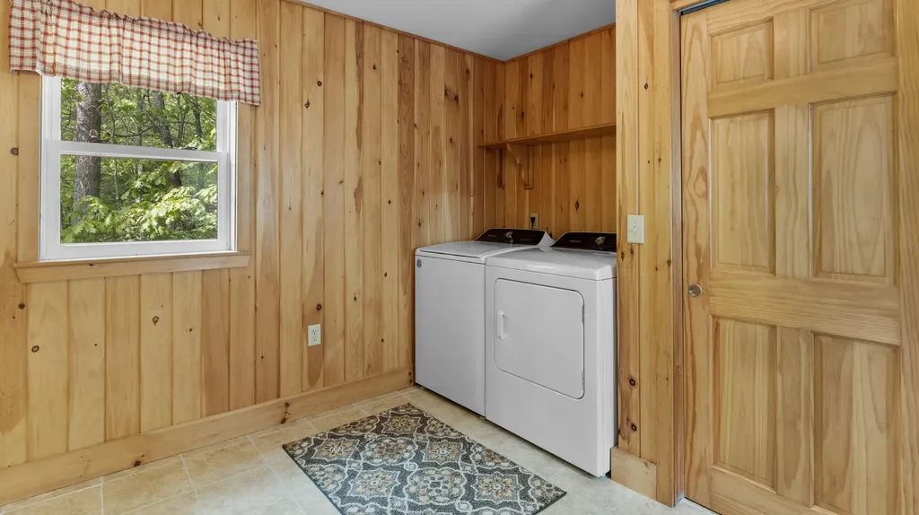 15 Cassidy Lane West Gardiner ME 04345