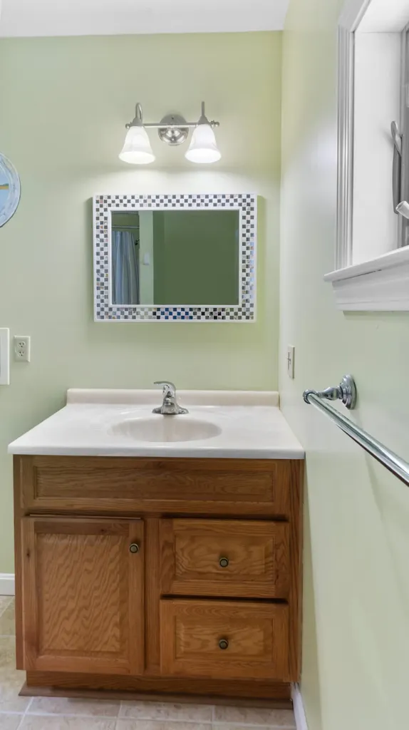 15 Cassidy Lane West Gardiner ME 04345