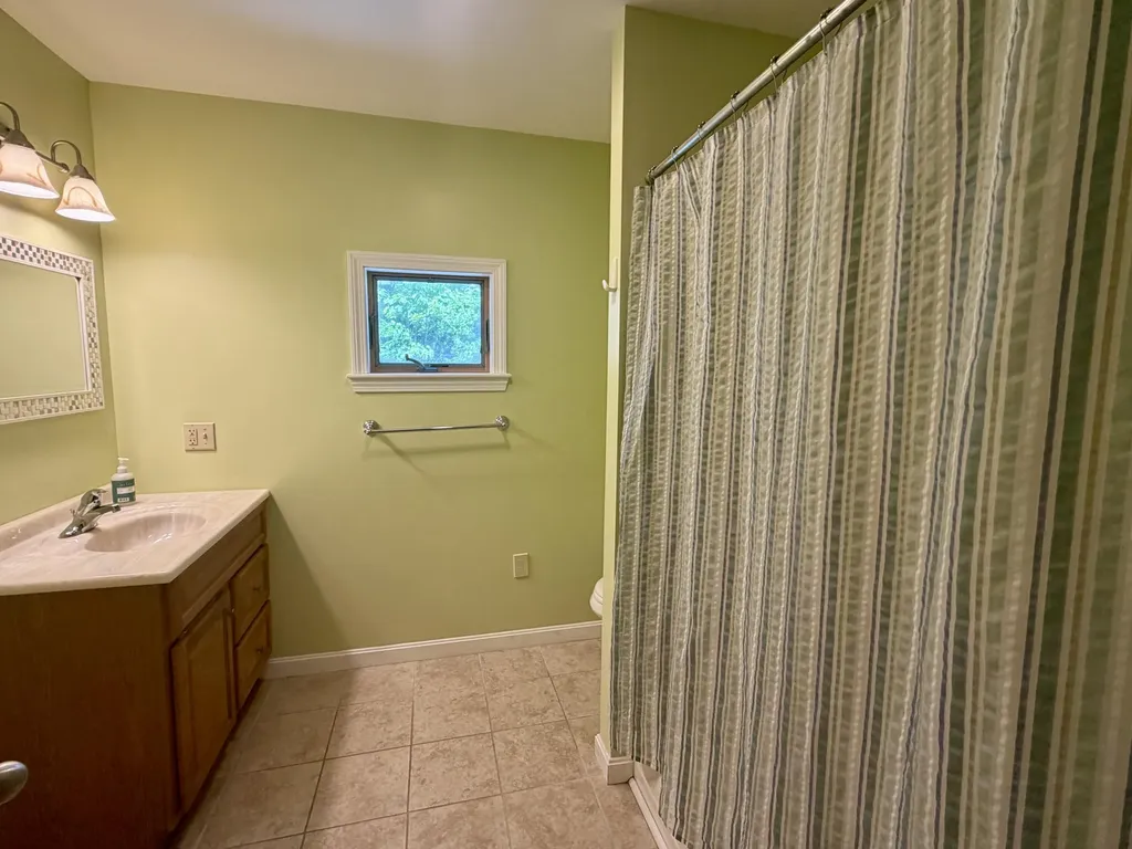 15 Cassidy Lane West Gardiner ME 04345