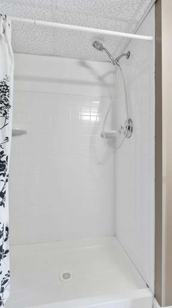 15 Cassidy Lane West Gardiner ME 04345
