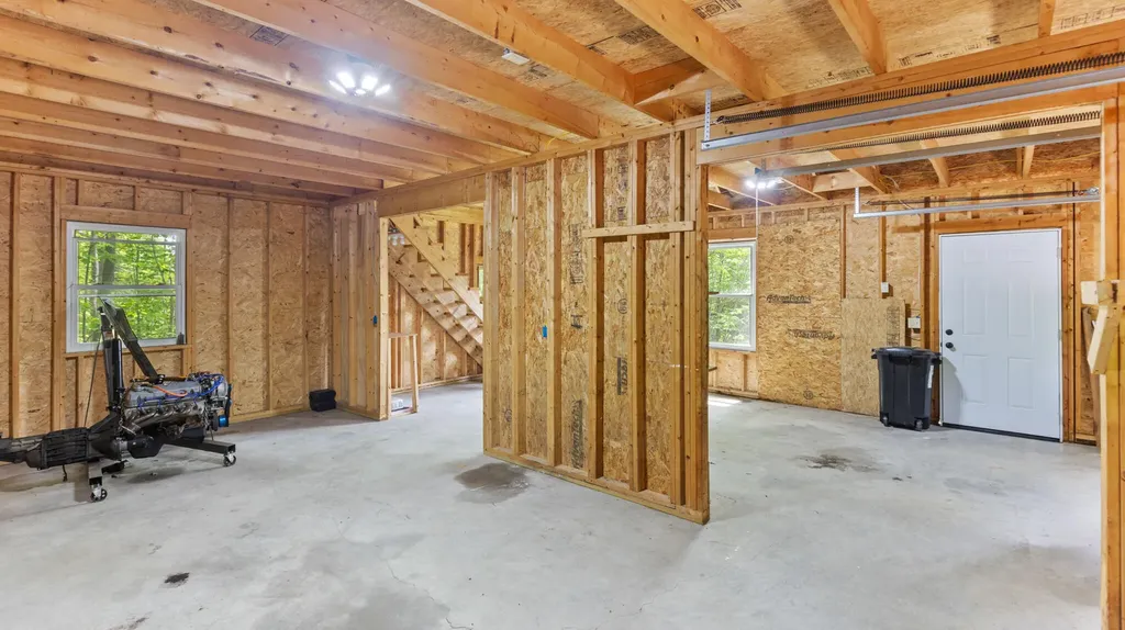 15 Cassidy Lane West Gardiner ME 04345