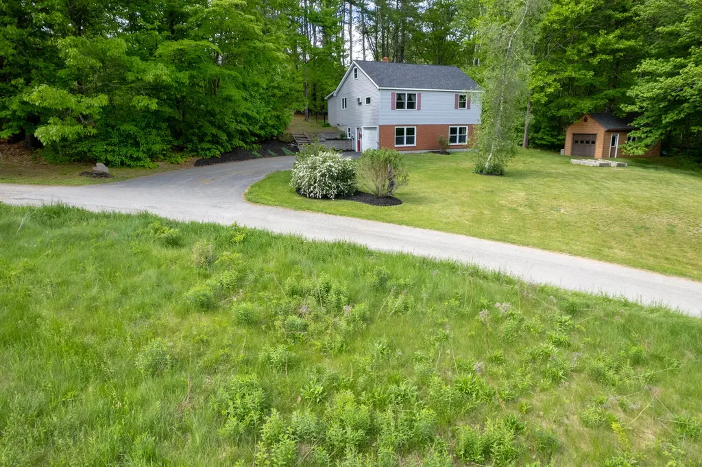 15 Cassidy Lane West Gardiner ME 04345