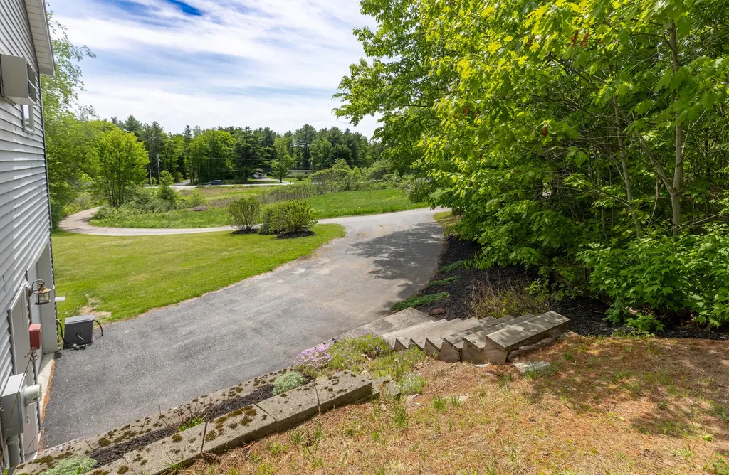 15 Cassidy Lane West Gardiner ME 04345