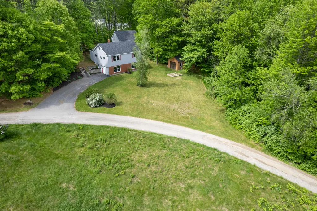 15 Cassidy Lane West Gardiner ME 04345
