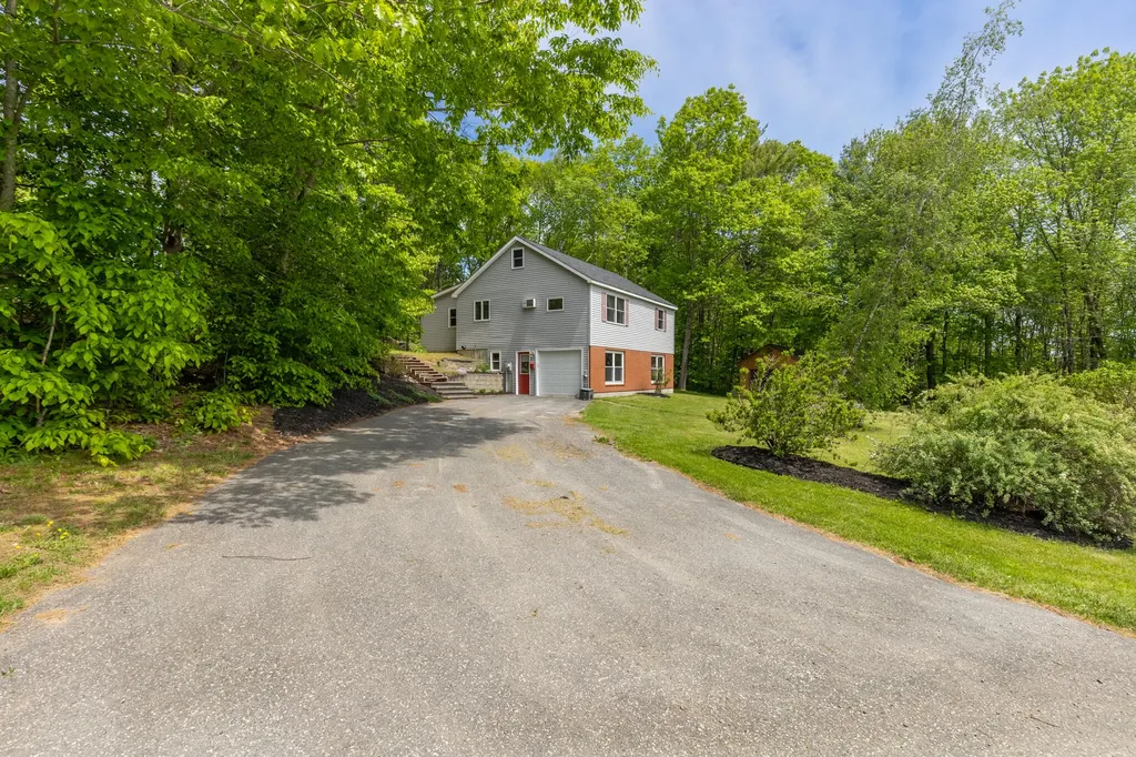 15 Cassidy Lane West Gardiner ME 04345