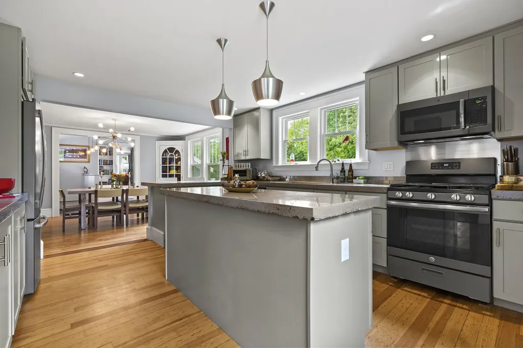 177 Bristol Road Damariscotta ME 04543
