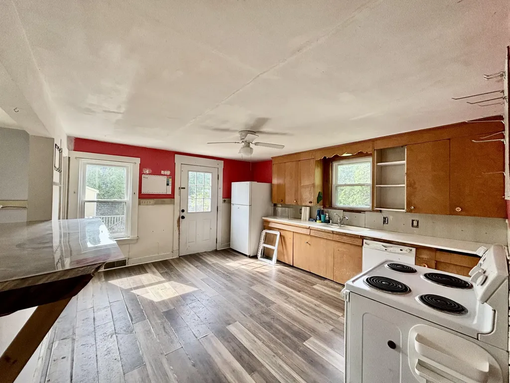 127 Montello Street Lewiston ME 04240