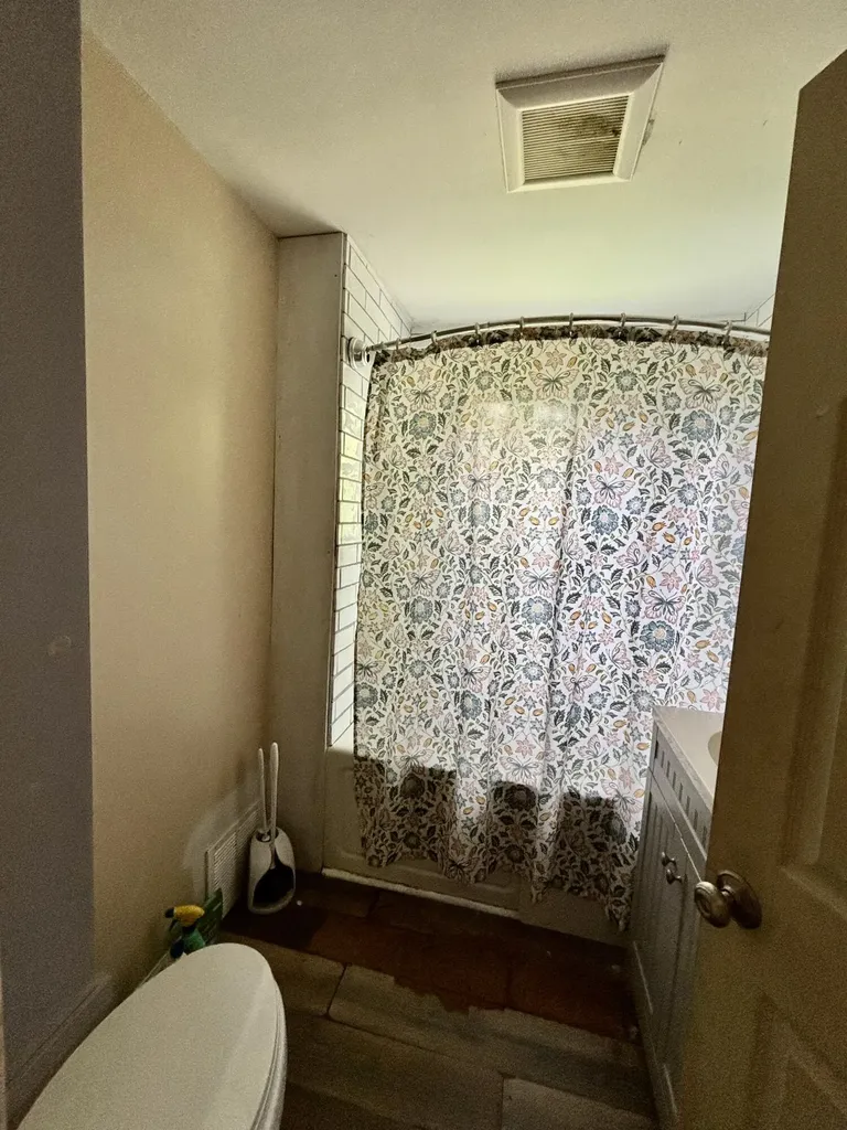 127 Montello Street Lewiston ME 04240